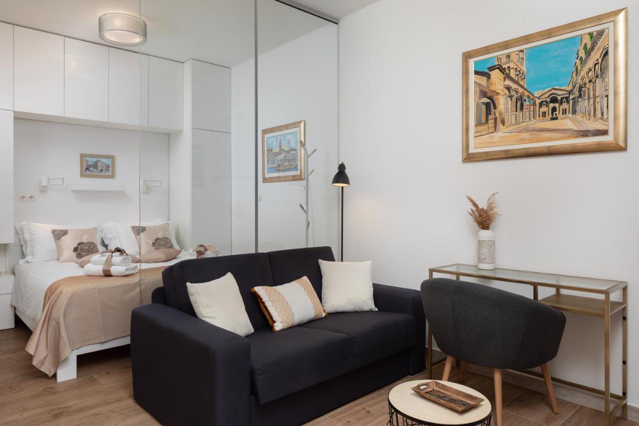 Jojo Studio Apartment - Feel The City'S Heartbeat Split Luaran gambar